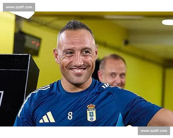 断腱之痛难挡热爱：39 岁老将卡索拉续写绿茵传奇